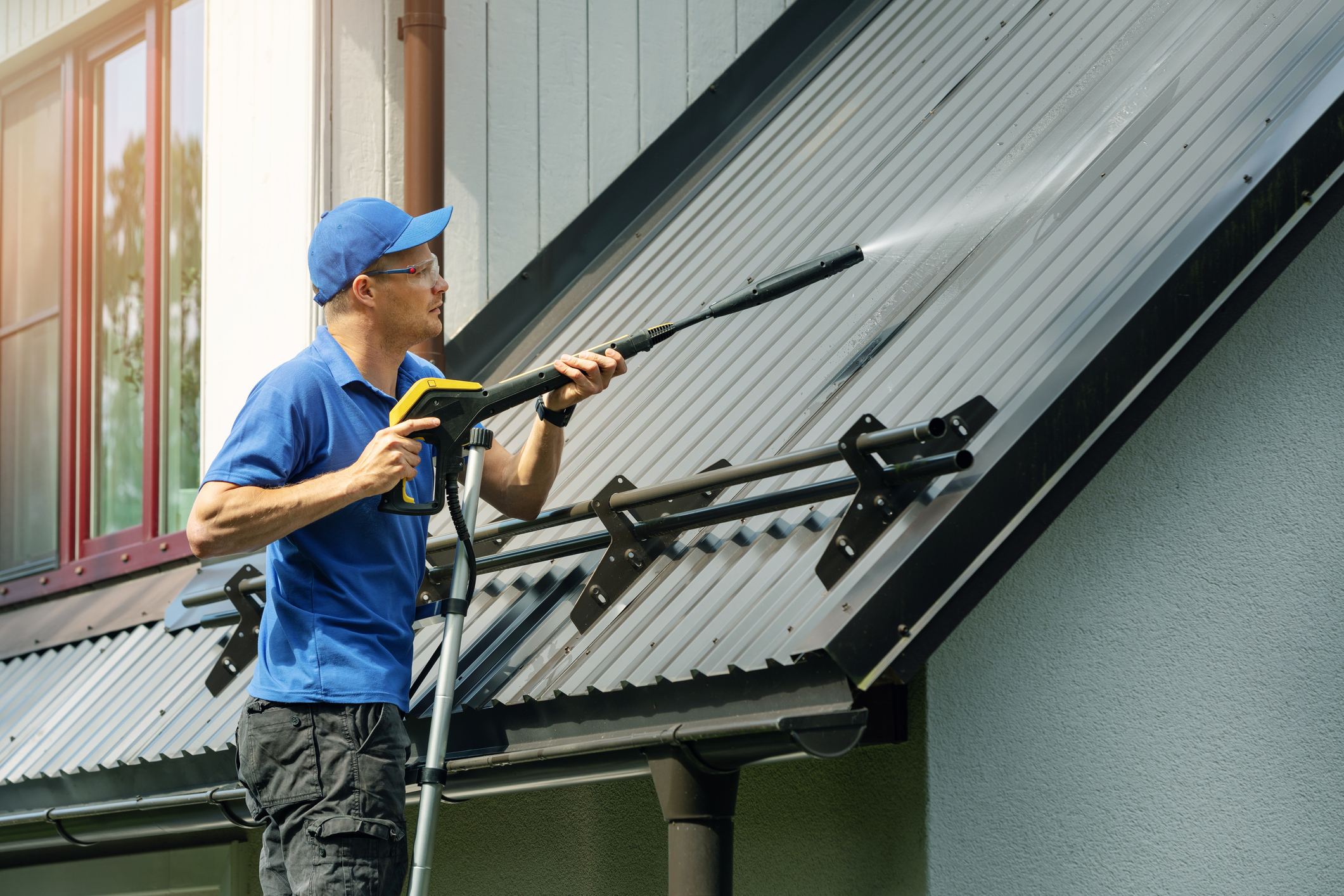 Altoona WI roof washing