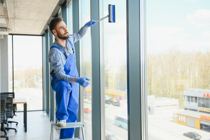 window washing in Altoona WI